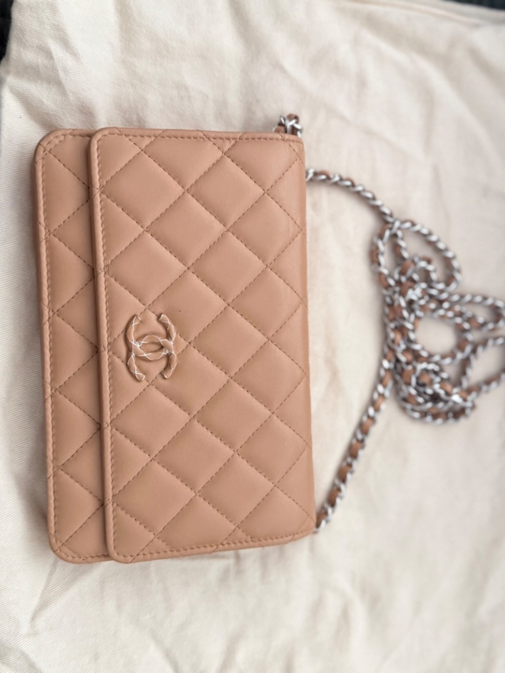 Chanel wallet on chain - Picture 2 of 8